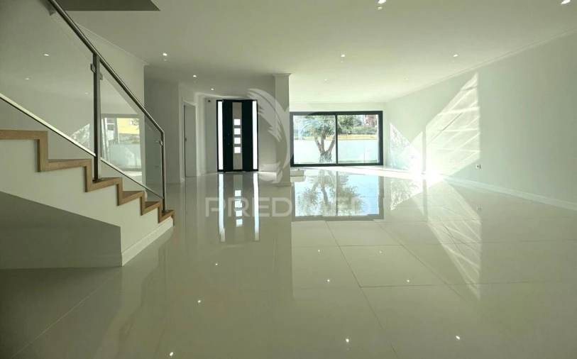 Moradia T3 para Venda em Barco Foto 14