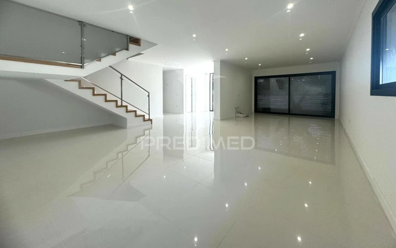 Moradia T3 para Venda em Barco Foto 8