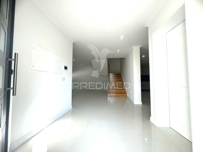 Moradia T3 para Venda em Barco Foto 23