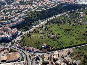 Terreno para Venda em Lagos (São Sebastião e Santa Maria)