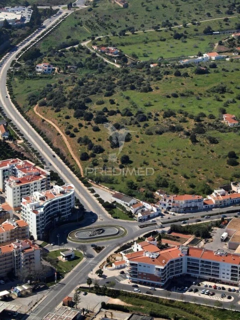 Terreno para Venda em Lagos (São Sebastião e Santa Maria)