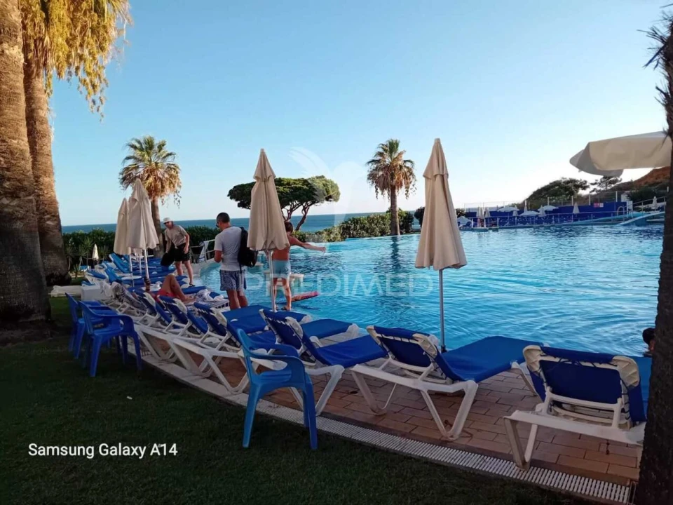 Negócio para Venda em Albufeira e Olhos de Água Foto 13