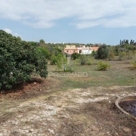 Terreno para Venda em Lagos (São Sebastião e Santa Maria)