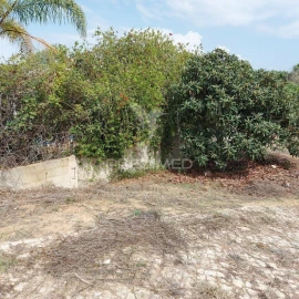 Terreno para Venda em Lagos (São Sebastião e Santa Maria)