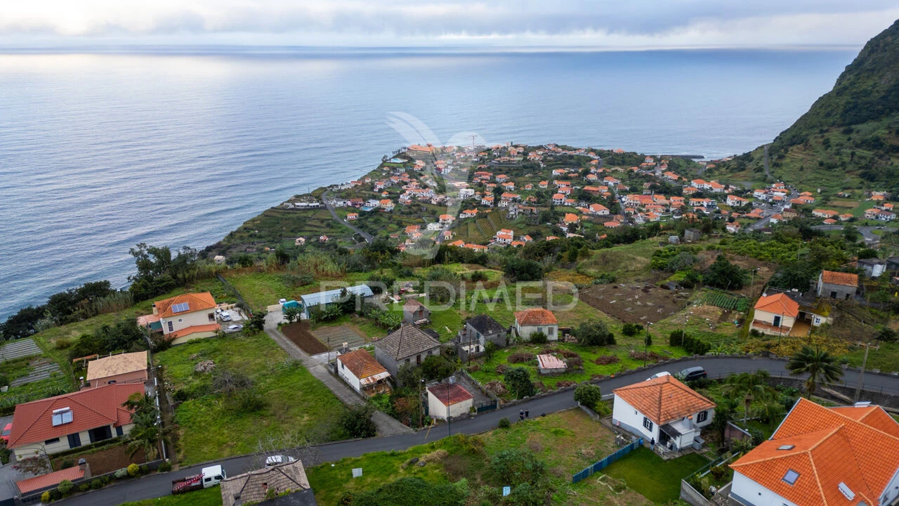 Moradia T2 para Venda em Ponta Delgada Foto 4