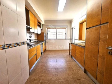 Apartamento T1 para Venda em Armação de Pera