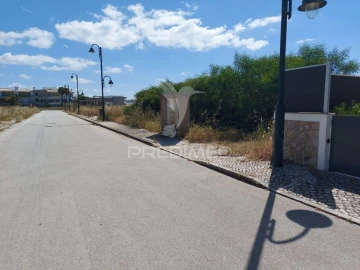 Terreno para Venda em Lagos (São Sebastião e Santa Maria)