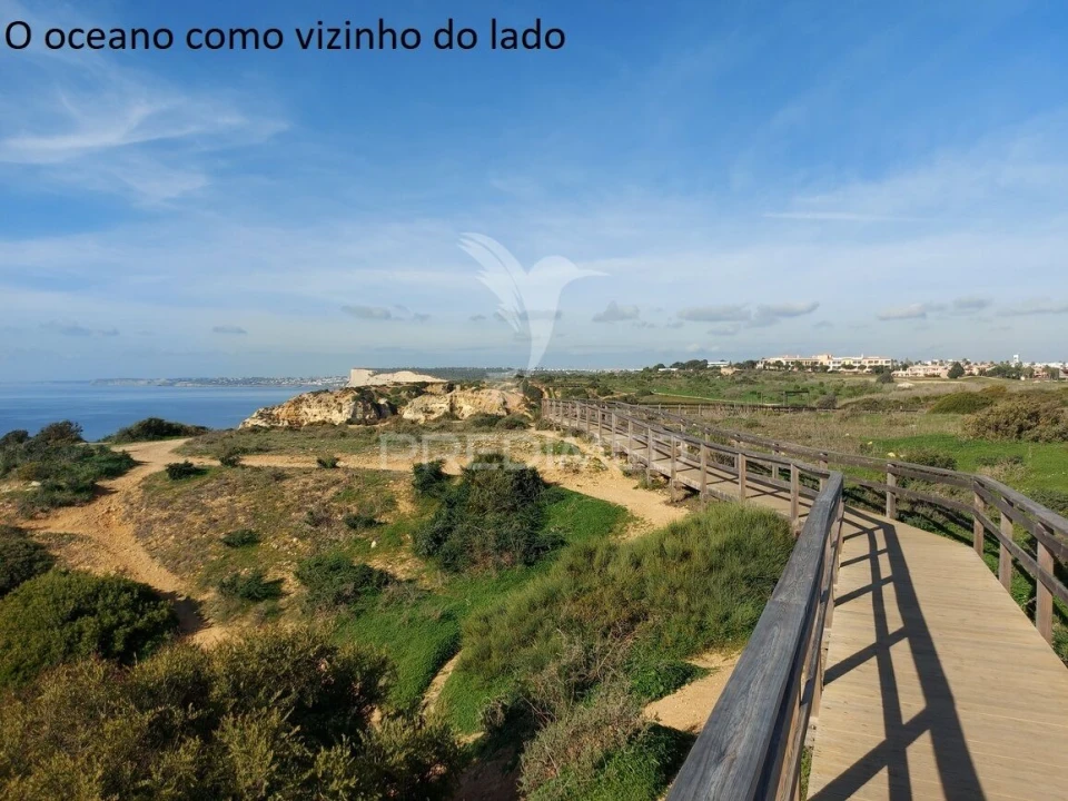 Moradia T4 para Venda em Lagos (São Sebastião e Santa Maria) Foto 23