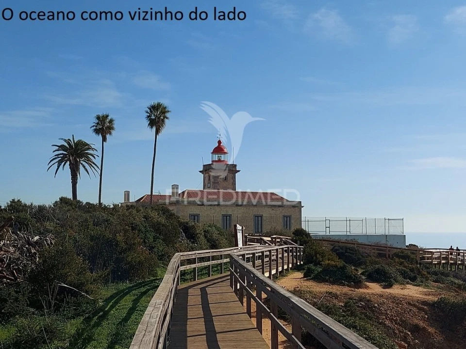 Moradia T4 para Venda em Lagos (São Sebastião e Santa Maria) Foto 32