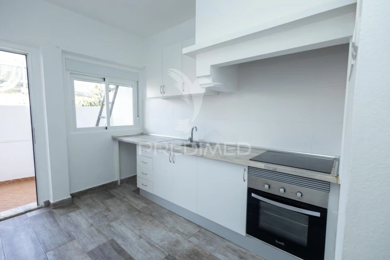 Apartamento T2 para Venda em Nossa Senhora da Conceição e São Bartolomeu Foto 2