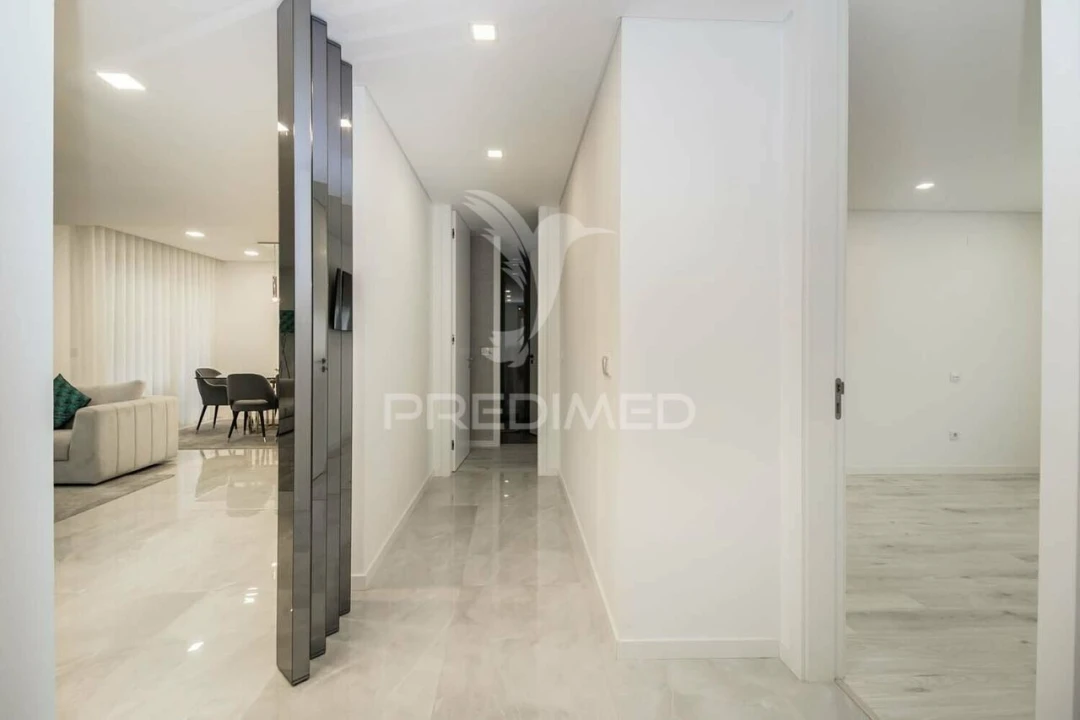 Apartamento T3 para Venda em Fernao Ferro Foto 24