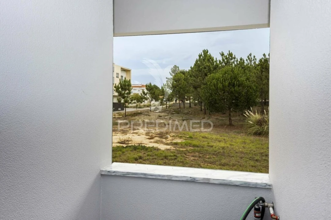 Apartamento T3 para Venda em Fernao Ferro Foto 16
