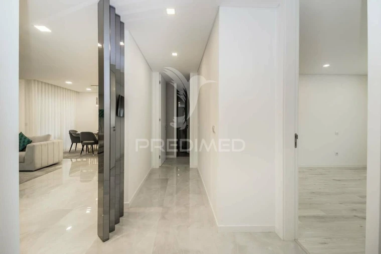 Apartamento T3 para Venda em Fernao Ferro Foto 24