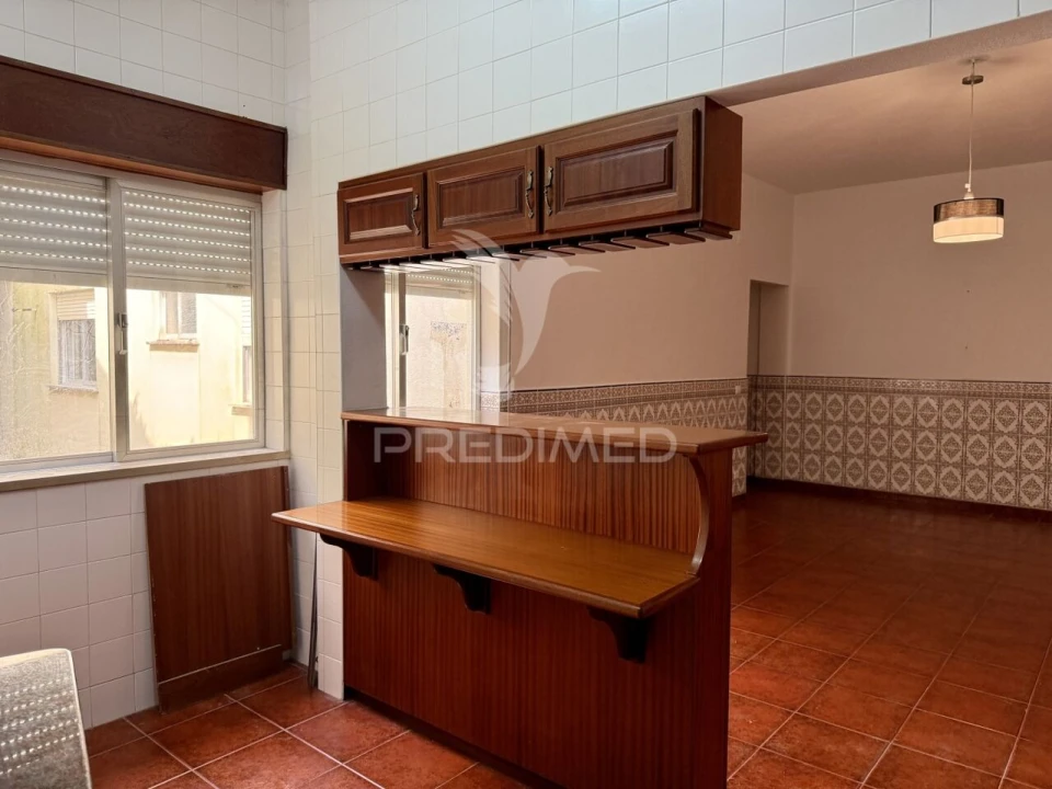 Apartamento T2 para Venda em Mira de Aire Foto 14