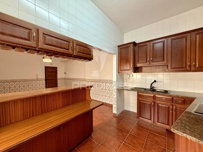 Apartamento T2 para Venda em Mira de Aire Foto 16