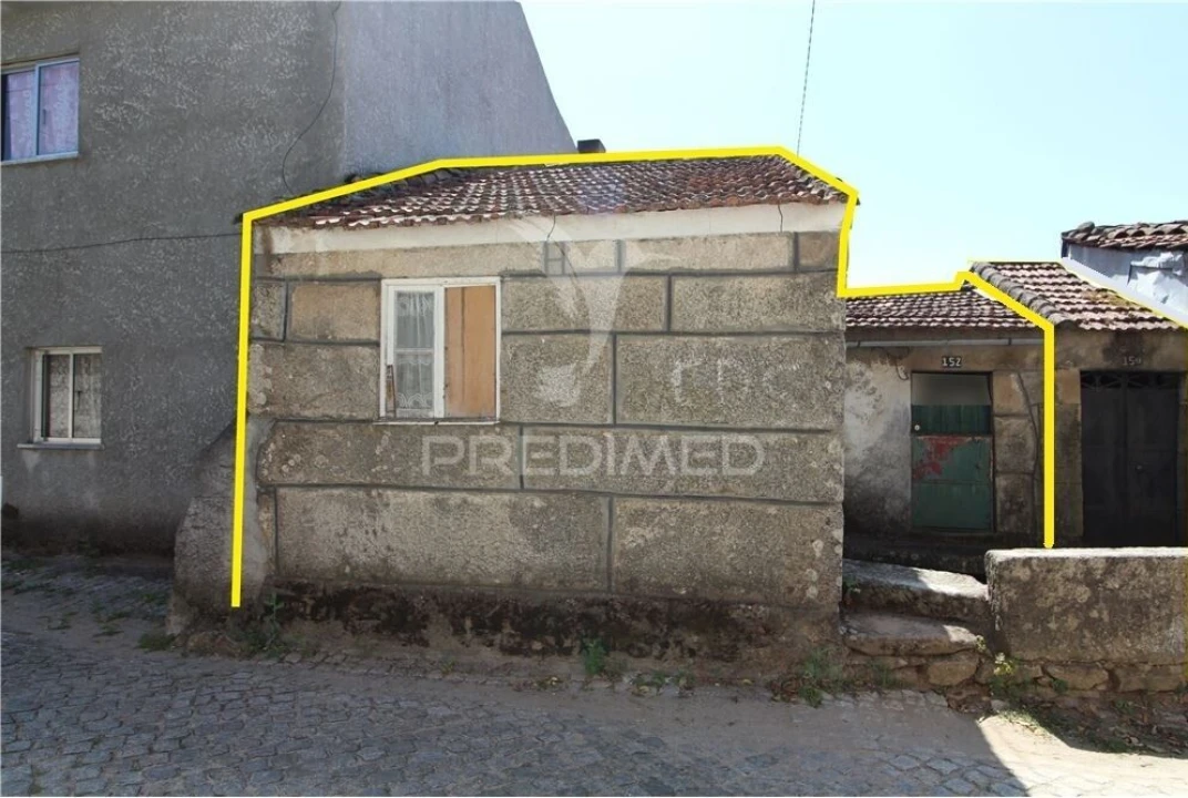 Moradia T2 para Venda em Esmolfe Foto 6