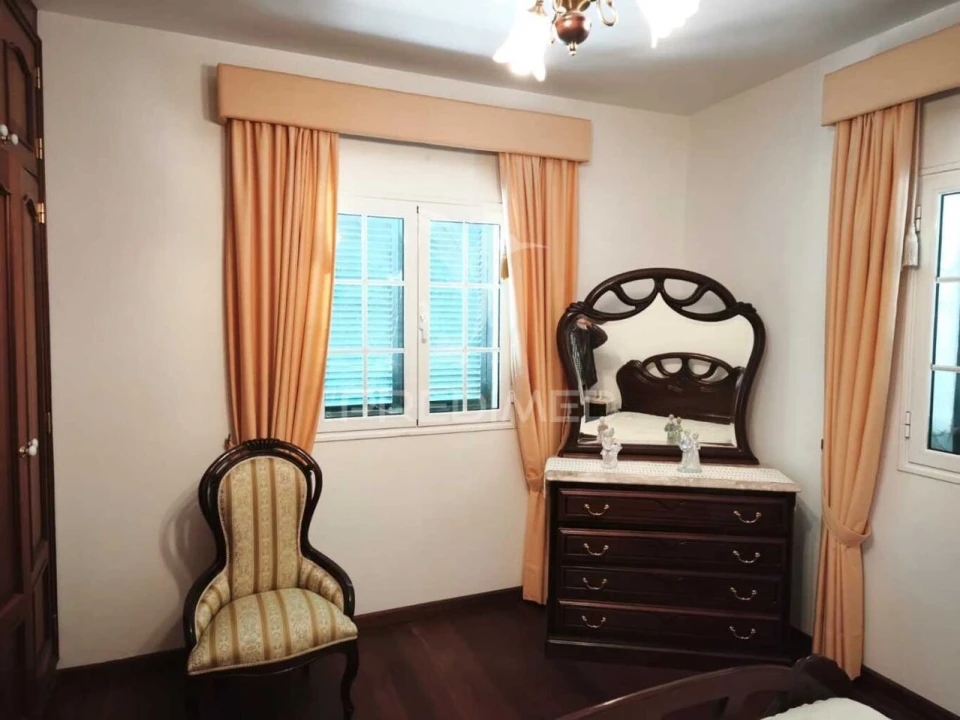 Quinta T2 para Venda em Camacha Foto 3