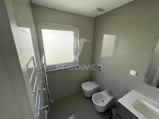 Apartamento T2 para Venda em Portimão Foto 28