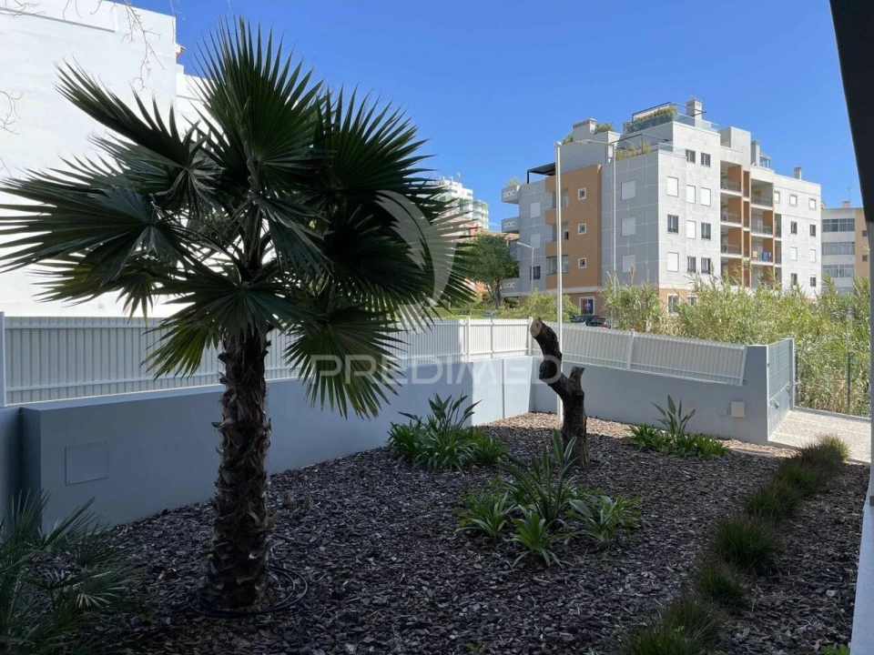 Apartamento T2 para Venda em Portimão Foto 35