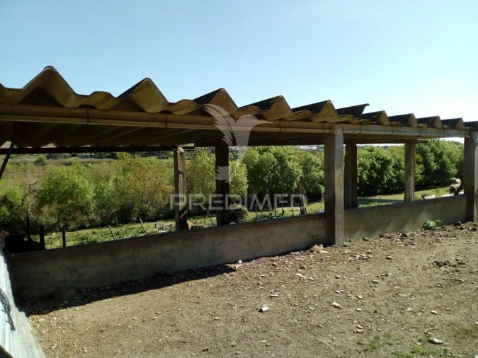 Quinta T2 para Venda em Povoa da Isenta Foto 21