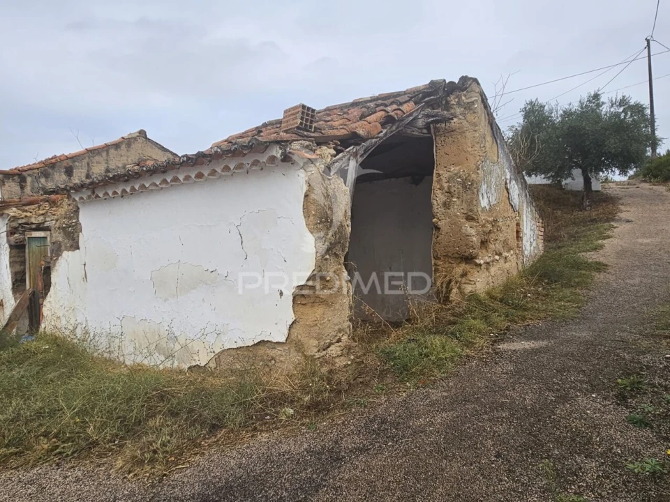 Moradia T3 para Venda em Bemposta Foto 1