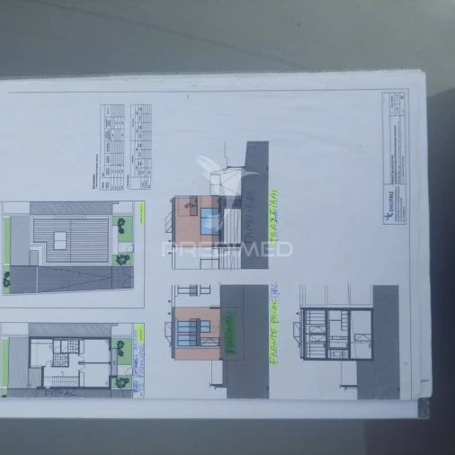 Moradia T3 para Venda em Canelas Foto 1