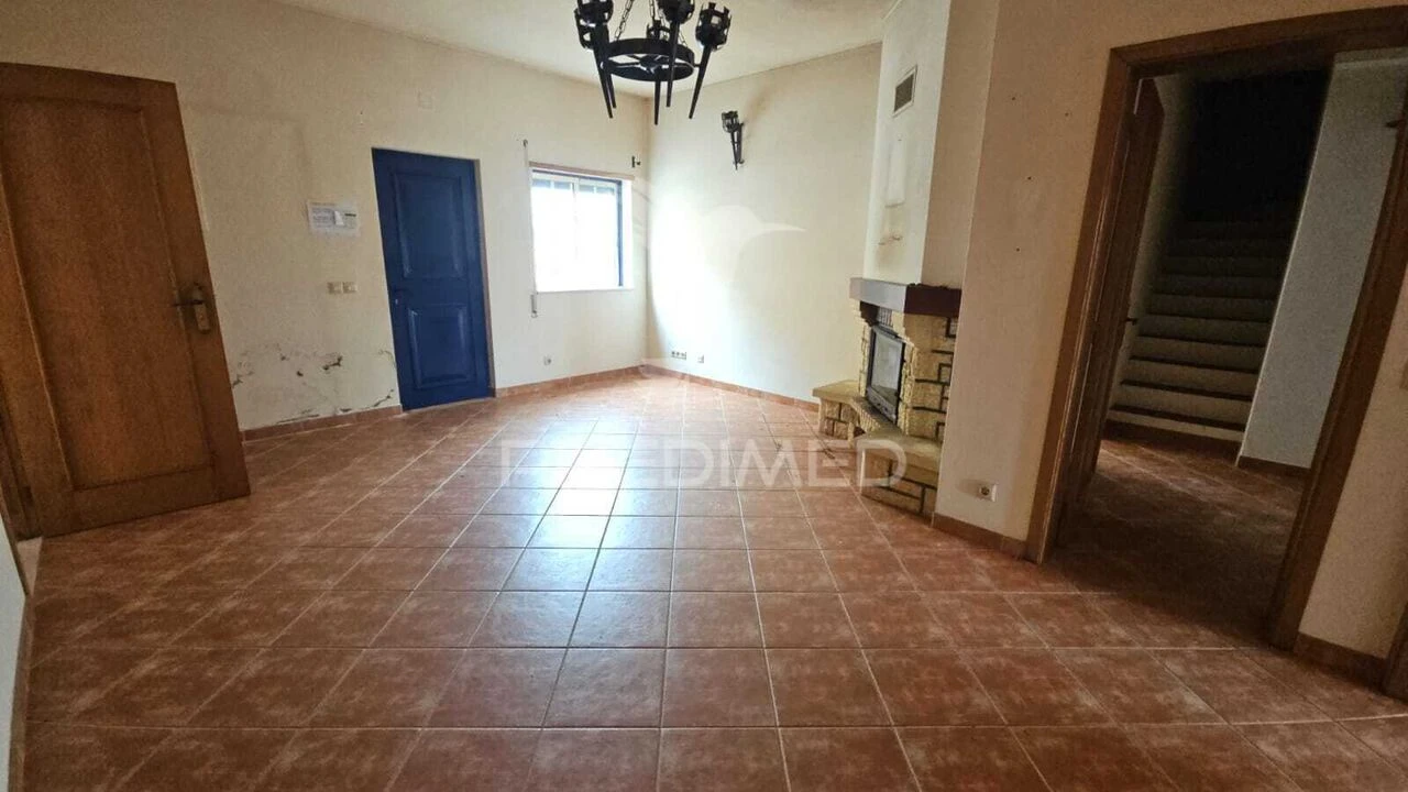 Moradia T4 para Venda em São Marcos da Serra Foto 28