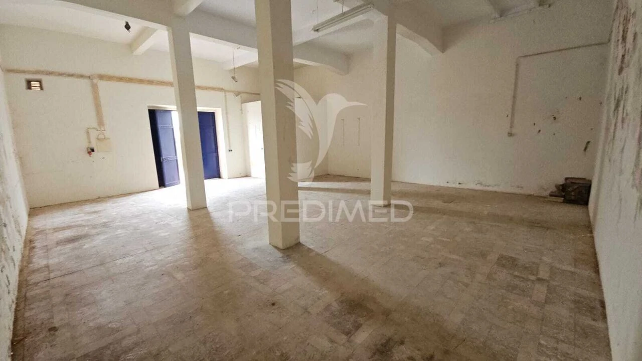 Moradia T4 para Venda em São Marcos da Serra Foto 20