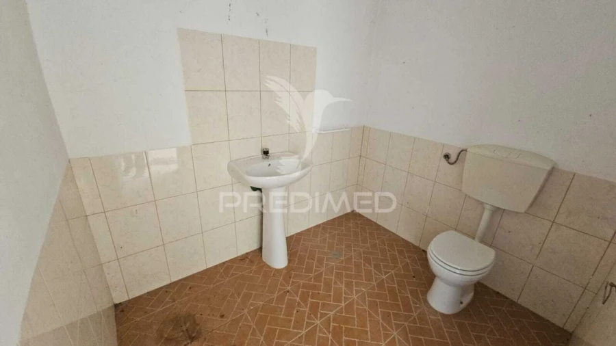 Moradia T4 para Venda em São Marcos da Serra Foto 30