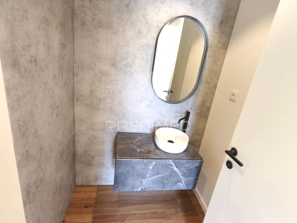 Moradia T4 para Venda em Loule (São Sebastião) Foto 39