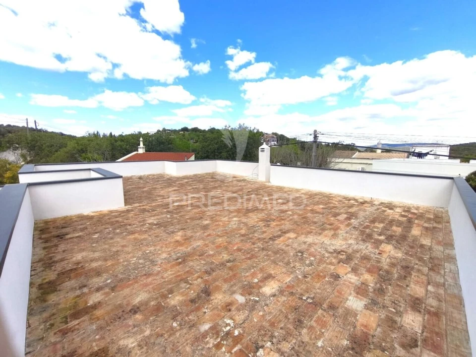Moradia T4 para Venda em Loule (São Sebastião) Foto 17