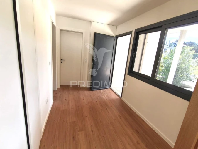 Moradia T4 para Venda em Loule (São Sebastião) Foto 25