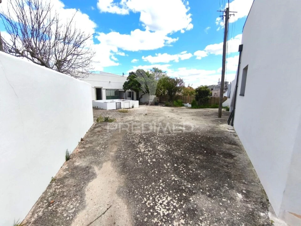 Moradia T4 para Venda em Loule (São Sebastião) Foto 12