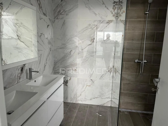 Moradia T3 para Venda em Santo Antonio Foto 7