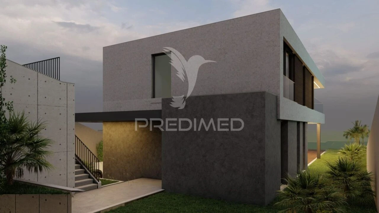 Moradia T4 para Venda em Santo Antonio Foto 5