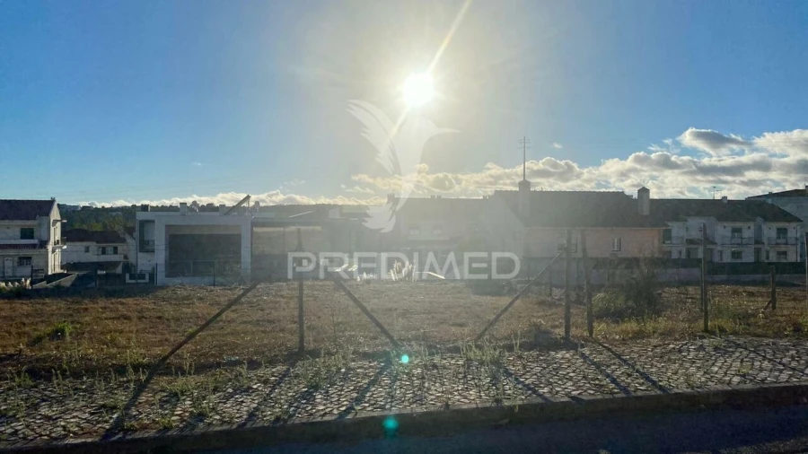 Terreno para Venda em Rio Maior Foto 1