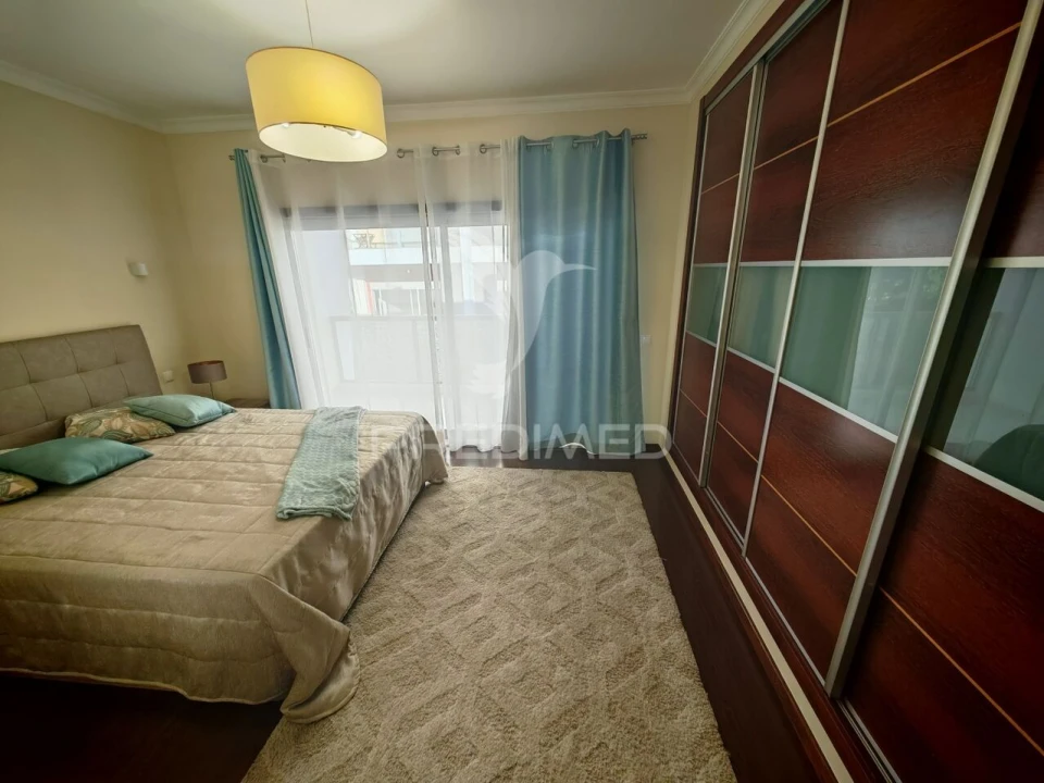 Apartamento T2 para Venda em Portimão Foto 18