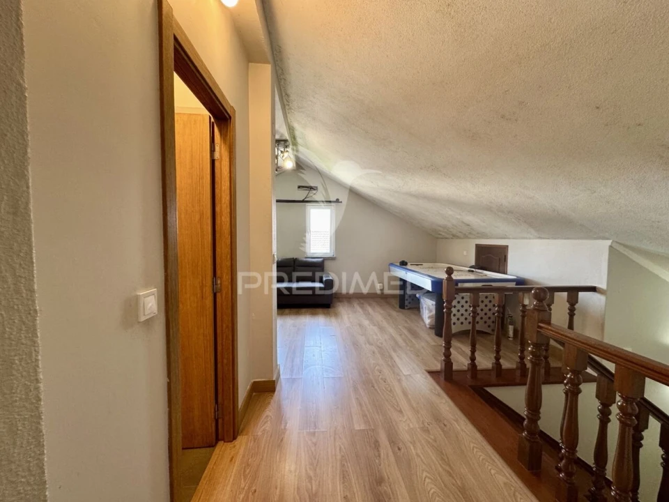 Moradia T6 para Venda em Agualva e Mira-Sintra Foto 30