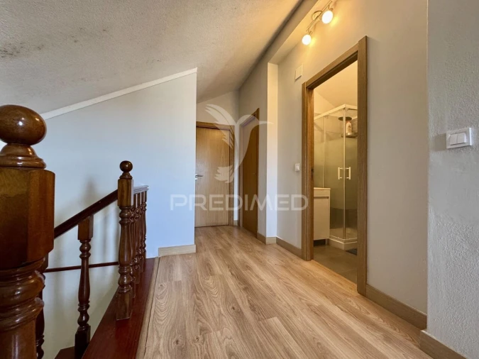 Moradia T6 para Venda em Agualva e Mira-Sintra Foto 31