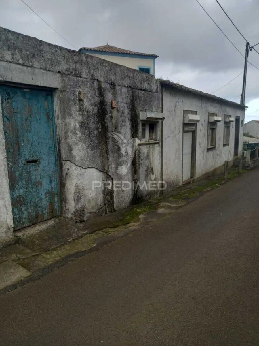 Moradia T3 para Venda em Fontinhas Foto 6