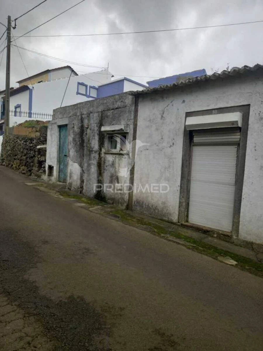 Moradia T3 para Venda em Fontinhas Foto 2