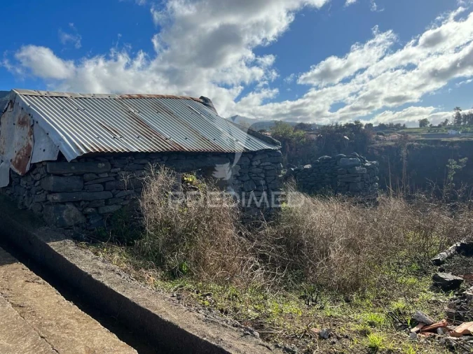 Moradia T1 para Venda em Calheta