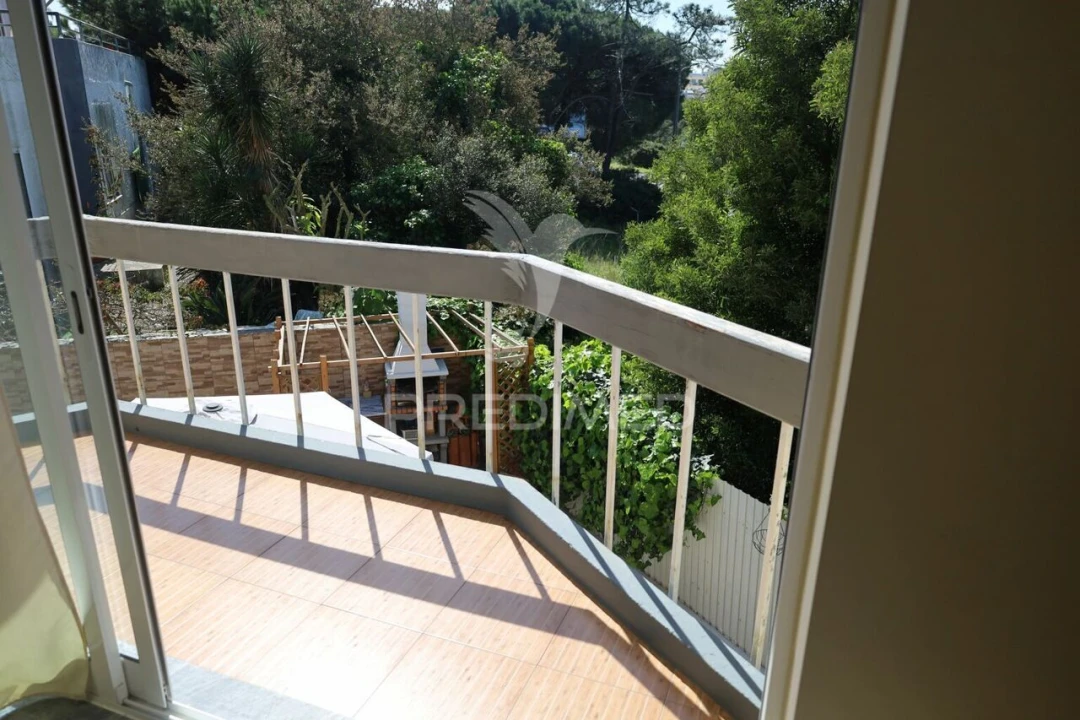Moradia T5 para Venda em Amora Foto 27