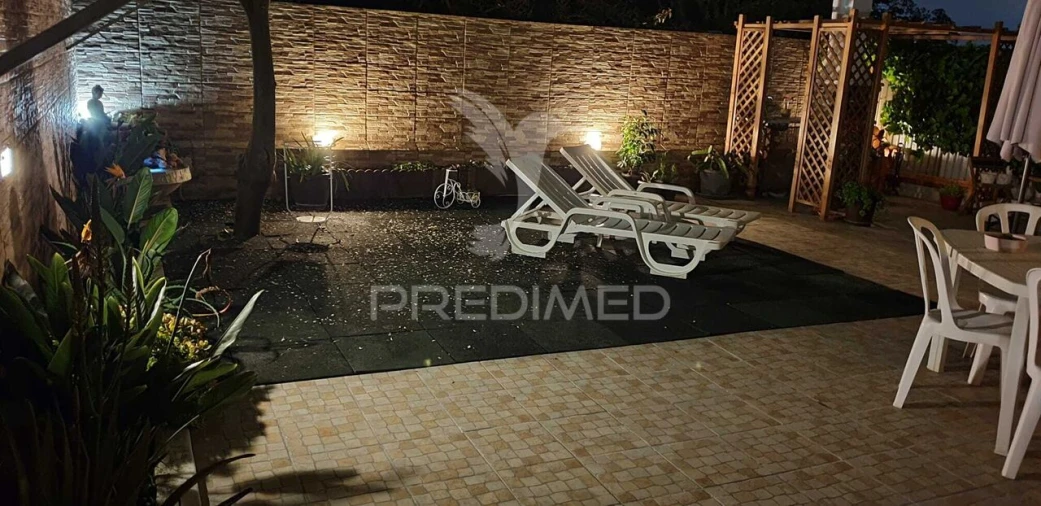 Moradia T5 para Venda em Amora Foto 3