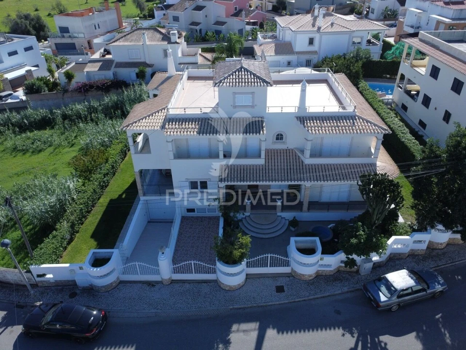 Moradia T7 para Venda em Portimão Foto 39