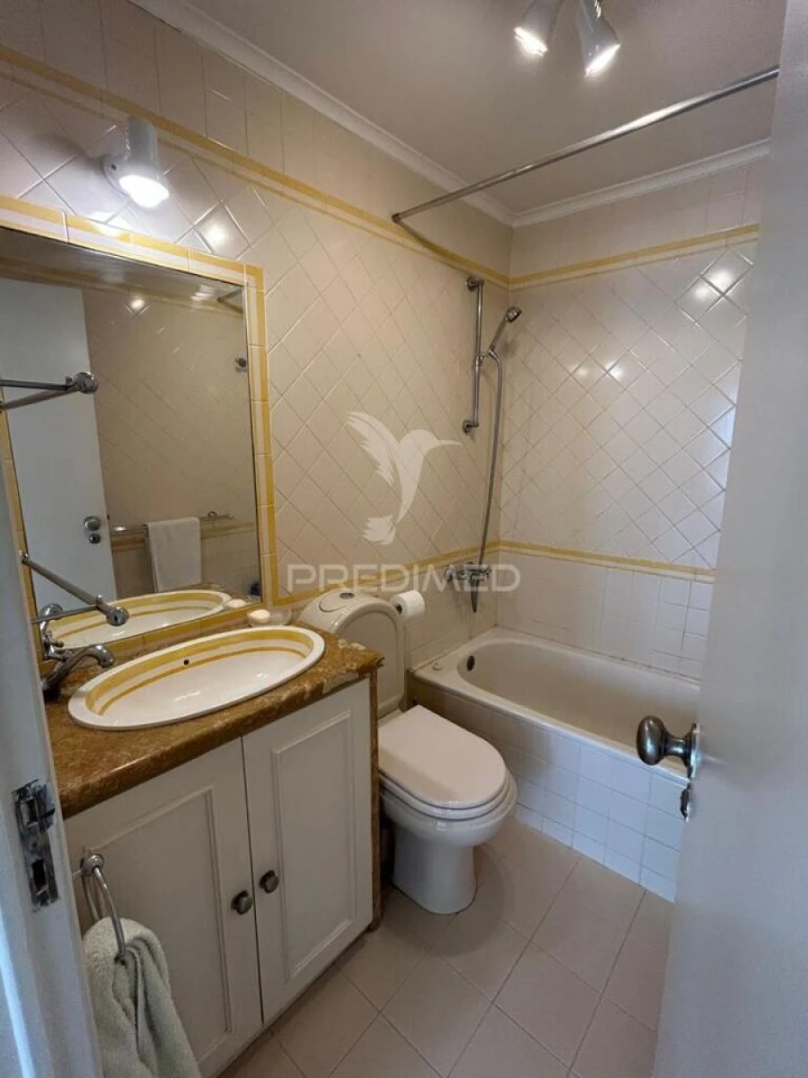Apartamento T1 para Venda em Estrela Foto 13