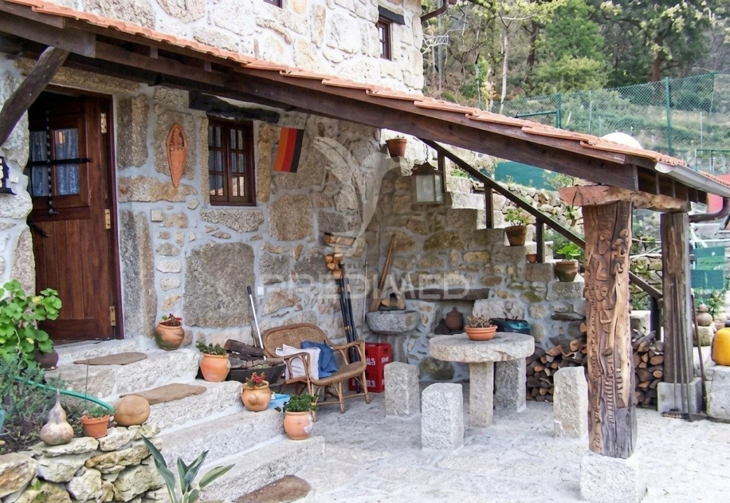 Quinta T2 para Venda em Couto de Esteves Foto 4