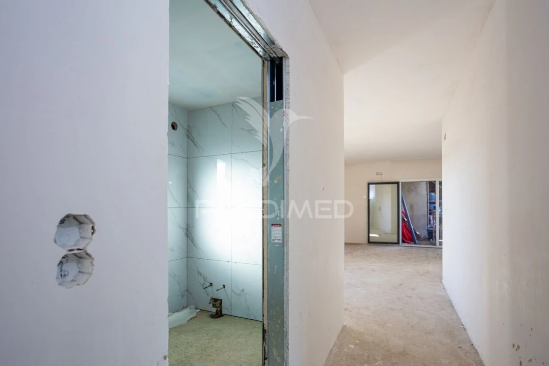 Moradia T4 para Venda em Quinta do Anjo Foto 4