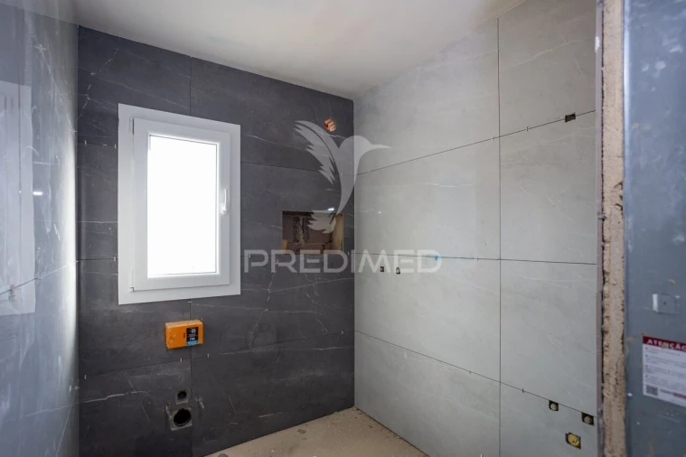 Moradia T4 para Venda em Quinta do Anjo Foto 8