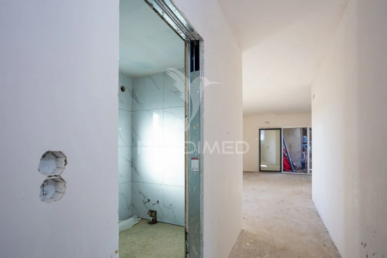 Moradia T4 para Venda em Quinta do Anjo Foto 4